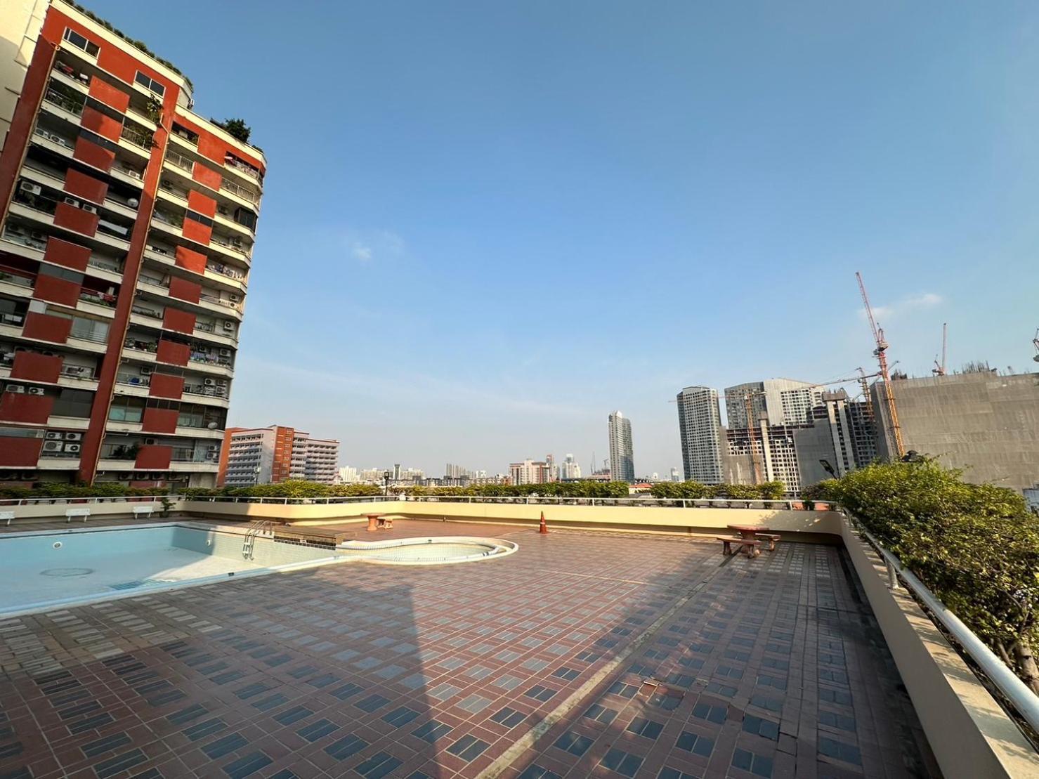 Bitec Bangna Bkk Aparthotel Банкок Екстериор снимка